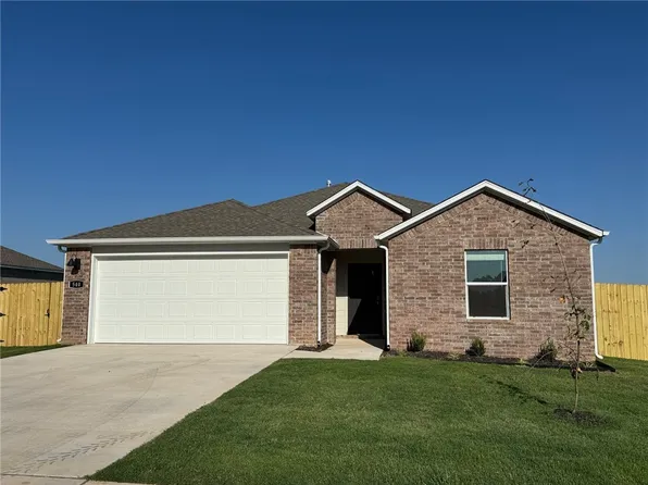 540 Arizona St, Farmington, AR 72730