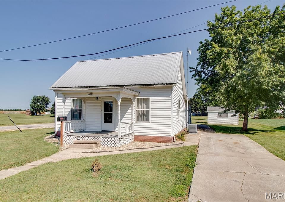 1st image of 1011 Walnut St