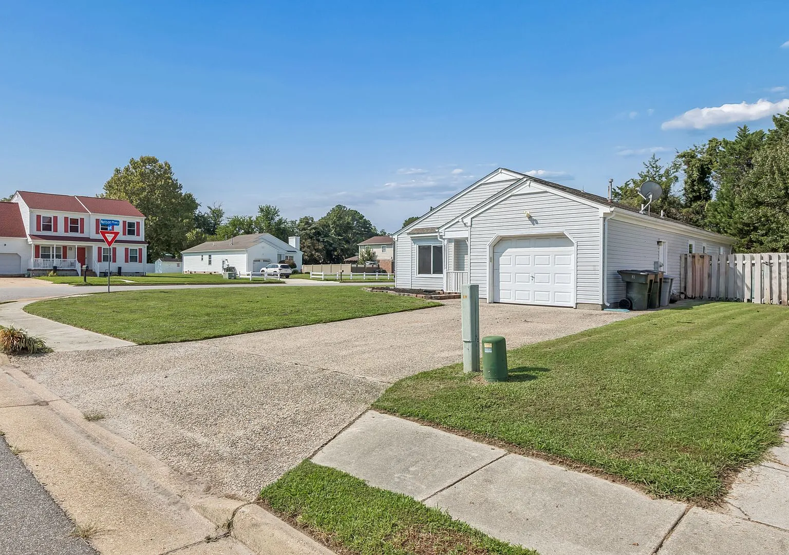 Move In Ready 3-bed Ranch! — Photo 3