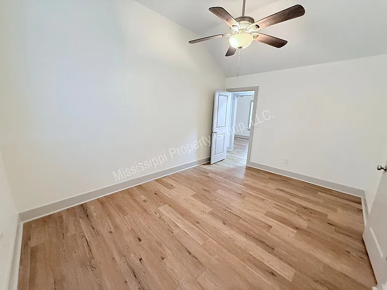 1 County Road 1069 — Photo 15