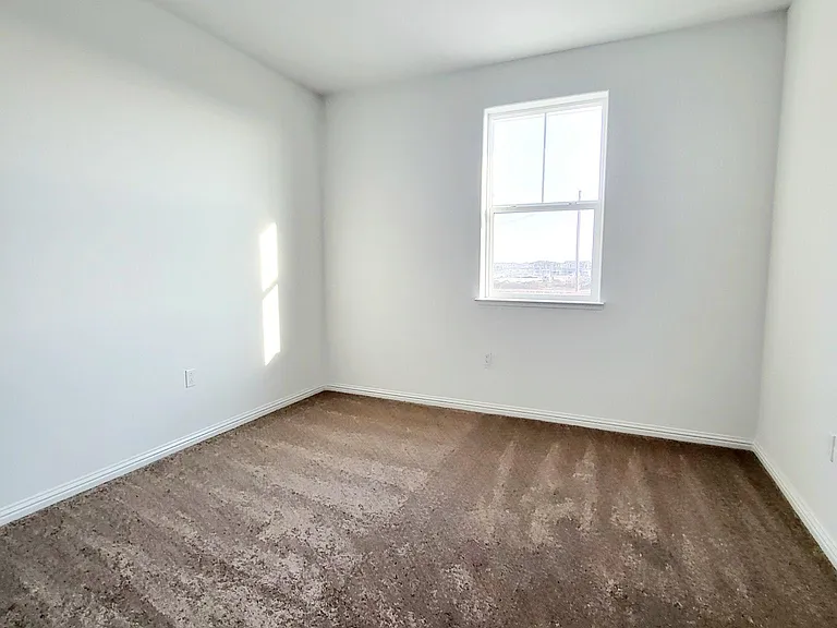 2733 Penrose Ln — Photo 22