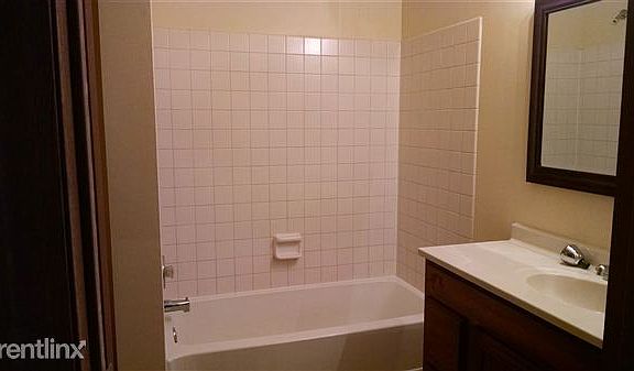 Full bath