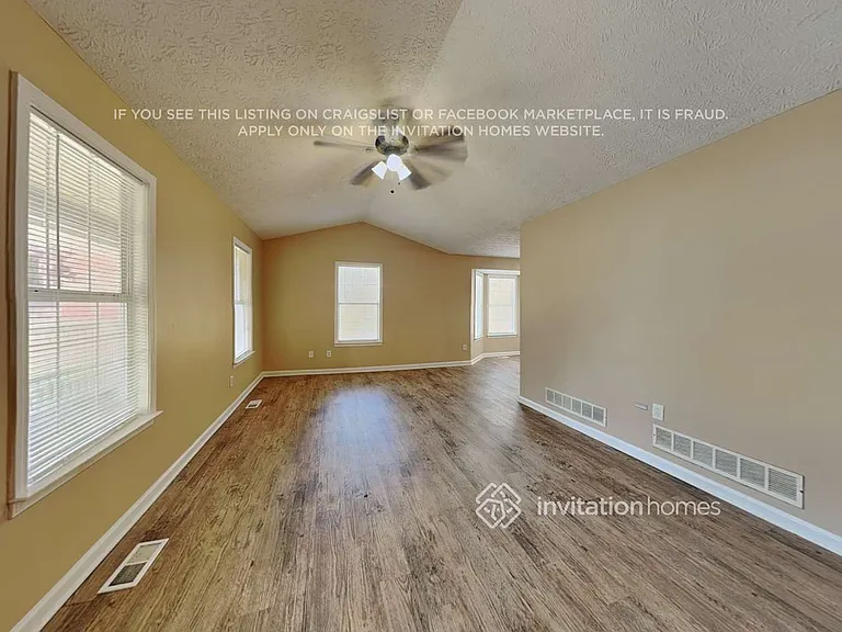 45 Lady Morgan Ln — Photo 5