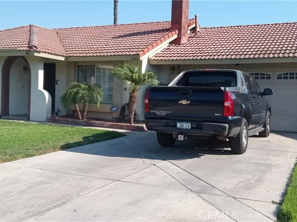 1255 Sequoia Ave, Bloomington, CA 92316