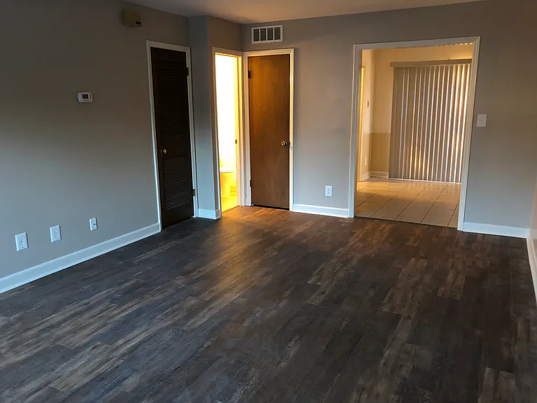2255 W Clemmonsville Rd #10 — Photo 18