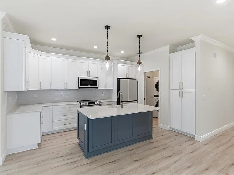 3944 Watson Dr — Photo 4