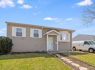 421 Healy Ave, Romeoville, IL 60446