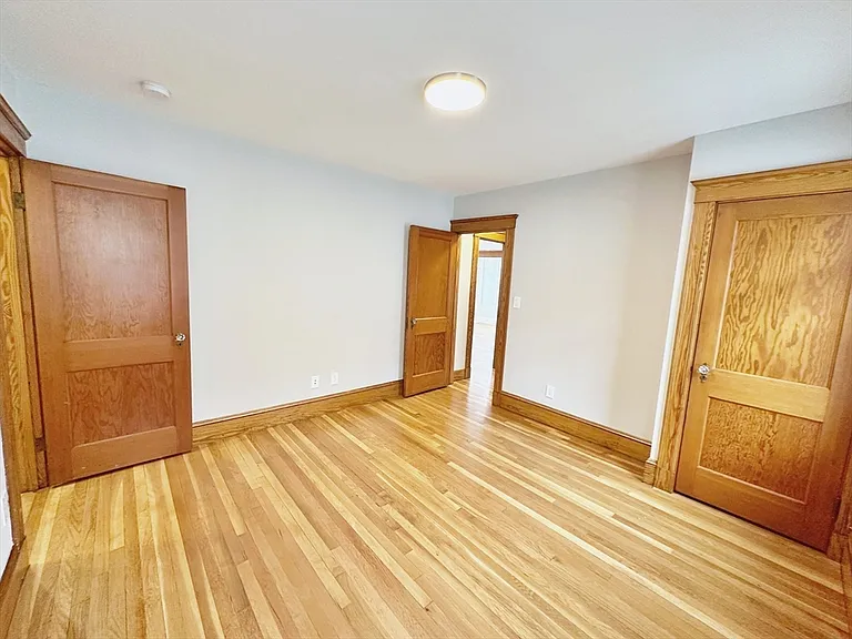 75 Governor Winthrop Rd — Photo 26