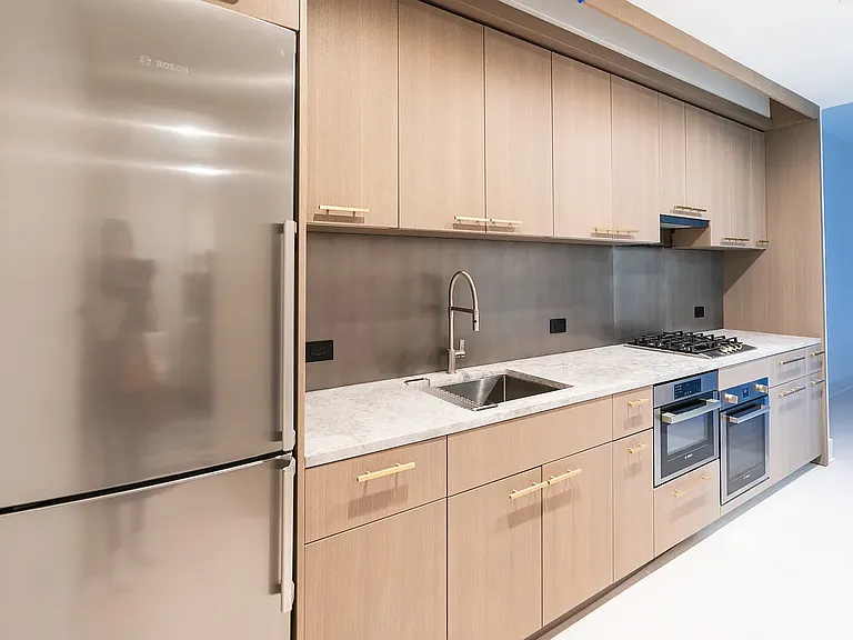 91 Leonard St #4D — Photo 2