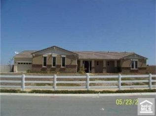650 Newport Rd, Hemet, CA 92543