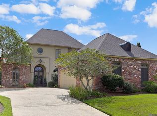 18556 Fairway Oaks Ct, Baton Rouge, LA 70809