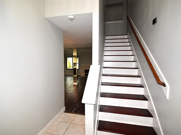 21022 Creek Edge Ct — Photo 20