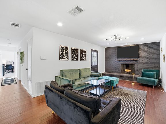 3rd image of 8142 Clear Springs Rd