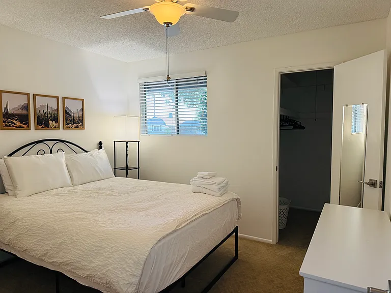 518 N Cheri Lynn Dr — Photo 15