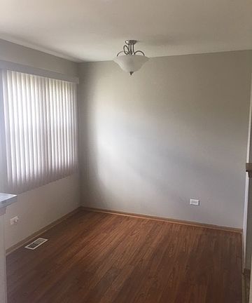 4th image of 22955 Westwind Dr