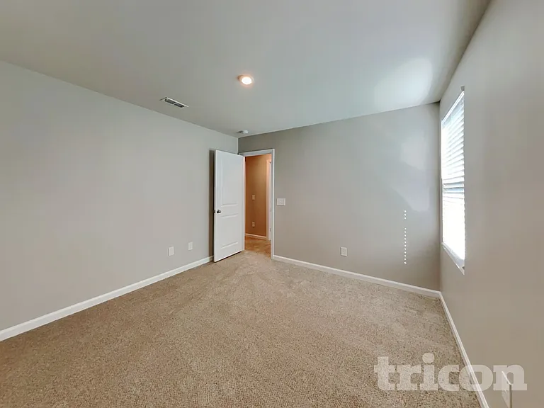 886 Purcell Dr — Photo 13