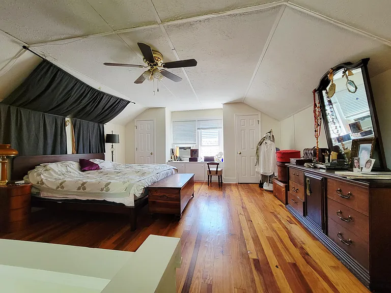 422 Iola Rd — Photo 26