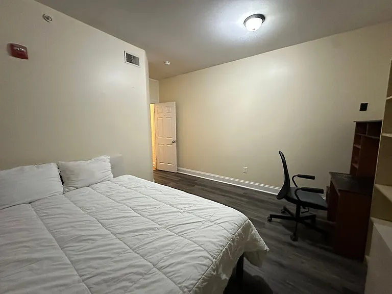 437 N Wiota St — Photo 40