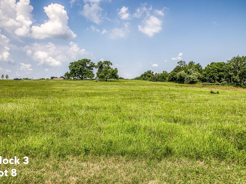 1st image of 2412 Oak Hollow Ln