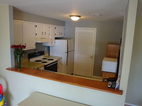 5th image of 1057 Norwood Ct