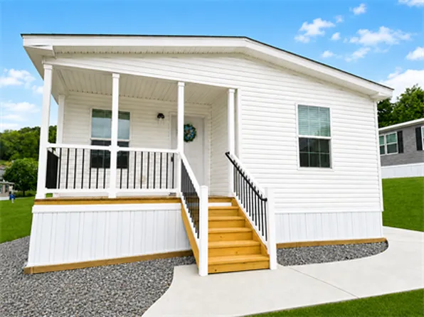 211 Valencia St, Butler, PA 16002