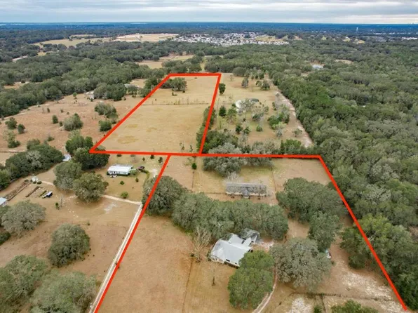 41329 Ponds Ln, Weirsdale, FL 32195