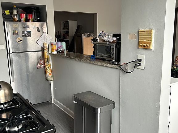 4th image of 1508 W Fargo Ave #1504-2S