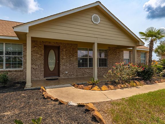 4th image of 1812 Settlers Court Drive
