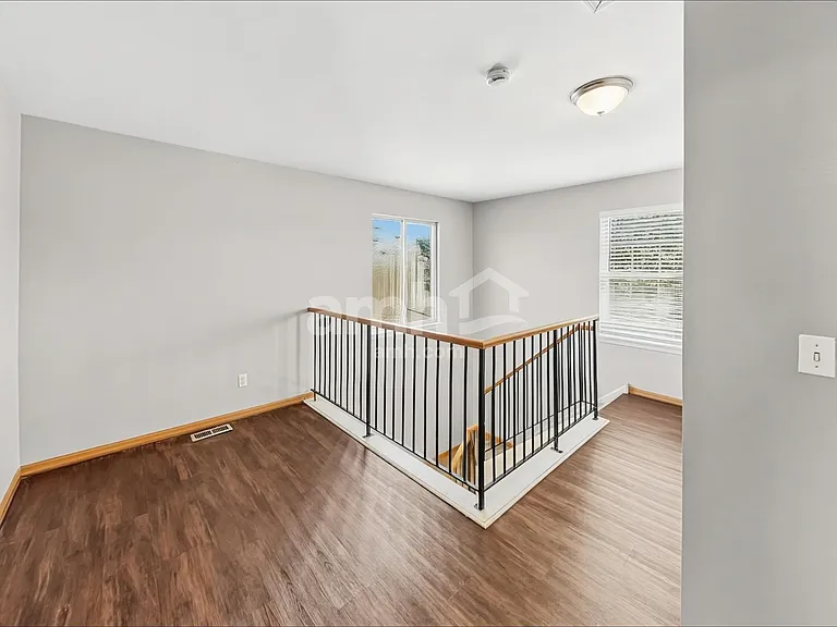 21555 Fulton Ct — Photo 9