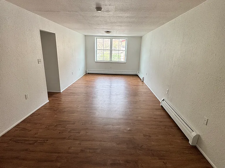 128 Arthur St #201 — Photo 6
