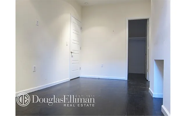 Rented by Douglas Elliman | media 21