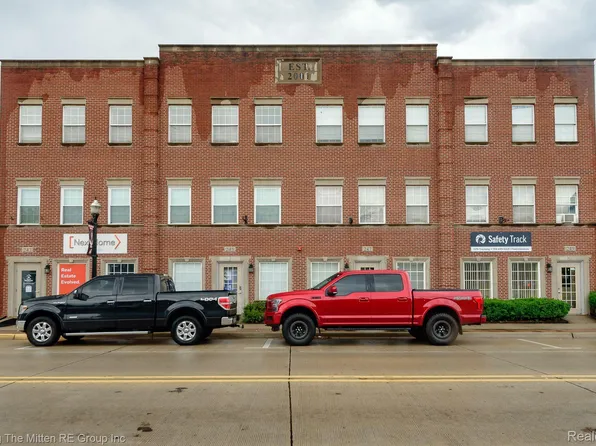 229 Main St #229, Belleville, MI 48111