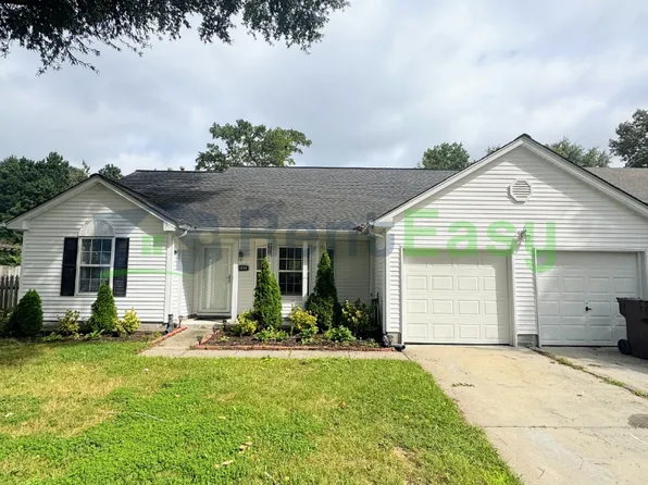 2038 Coral Ivy Ln, Chesapeake, VA 23323