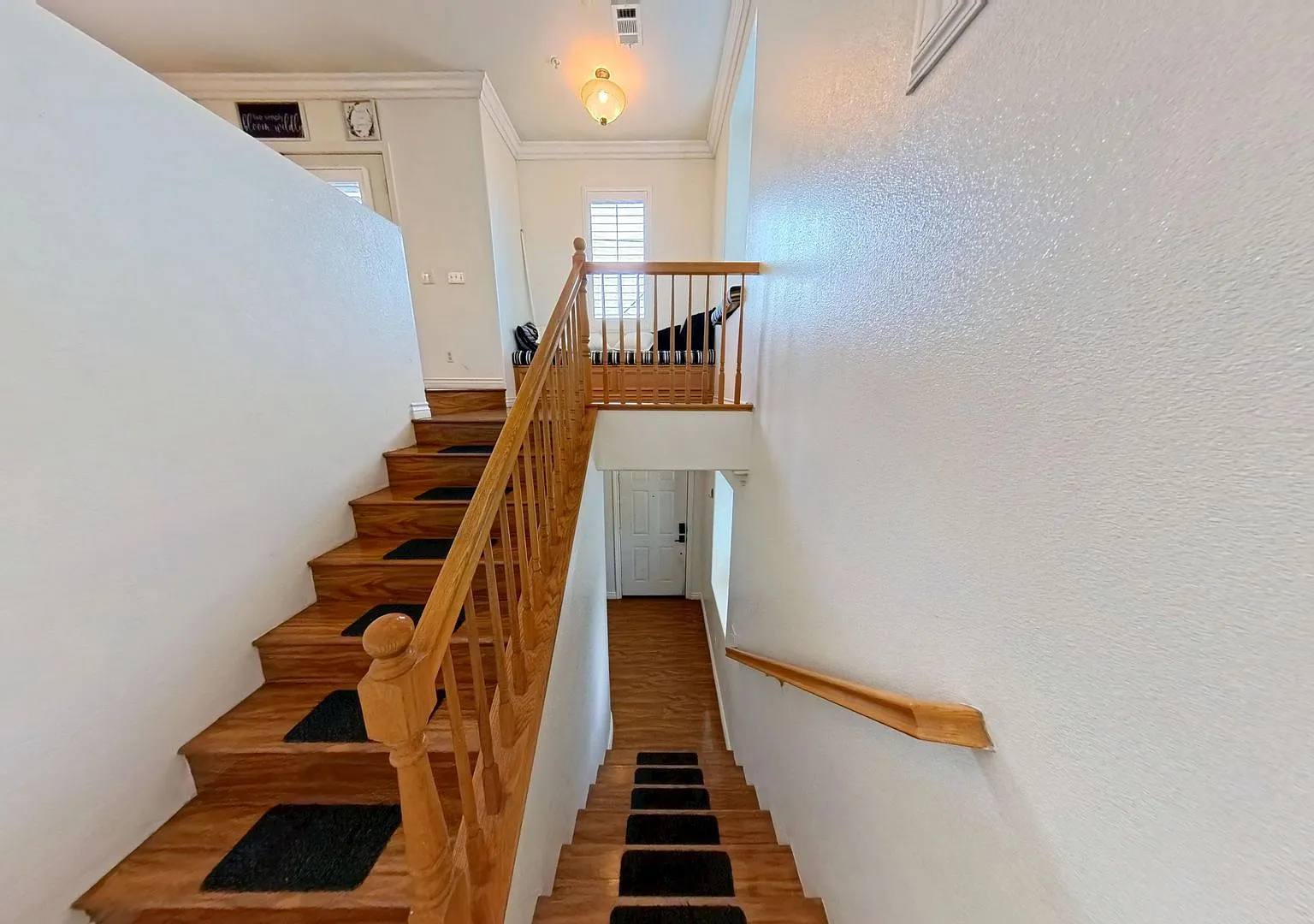 $500 Off First Month's Rent: Move in by September 1st! | Private Gated Community at 39656 Columbi... — Photo 3