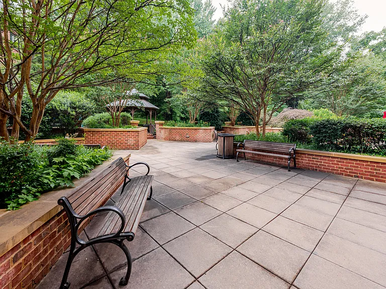 1781 Chain Bridge Rd #401 — Photo 24