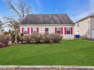 7 Fullerton Dr, Brick, NJ 08723