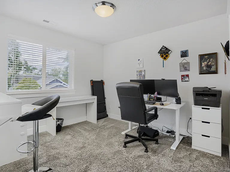 8573 SE Gray St — Photo 23