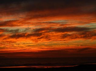 7105 Seashore Dr, Newport Beach, CA 92663