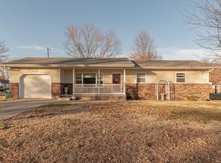 600 Dayton St, Monett, MO 65708