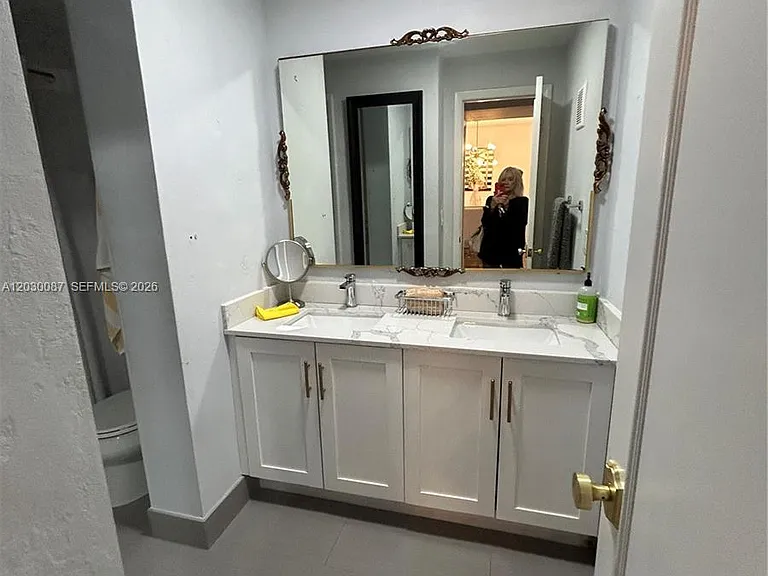 215 SE 3rd Ave #206A — Photo 25