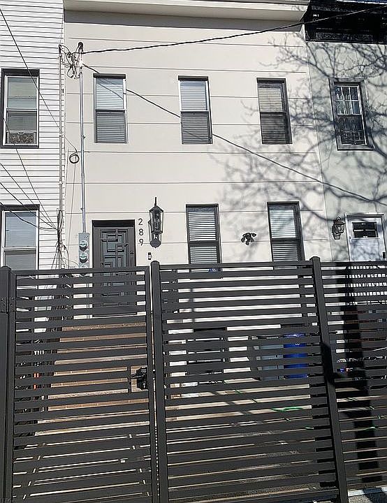 1st image of 289 Hemlock St