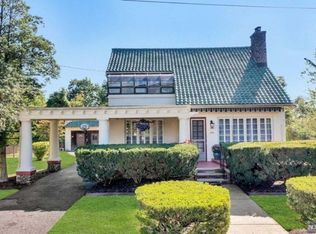 870 Summit Ave, River Edge, NJ 07661