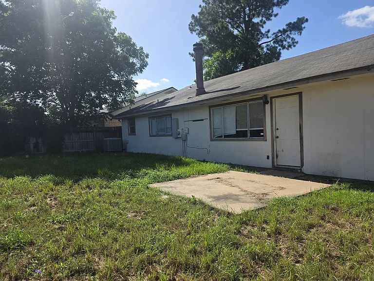19503 Westhaven Dr — Photo 13
