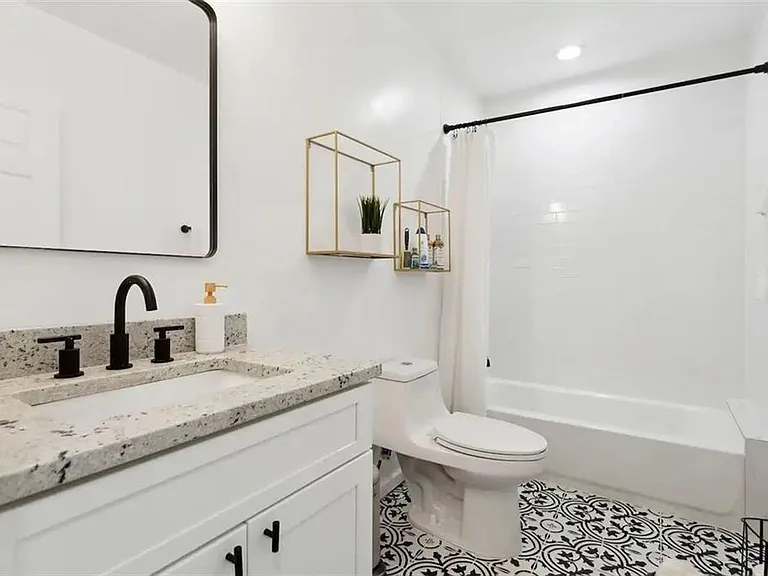 725 Alta Pl NW — Photo 21