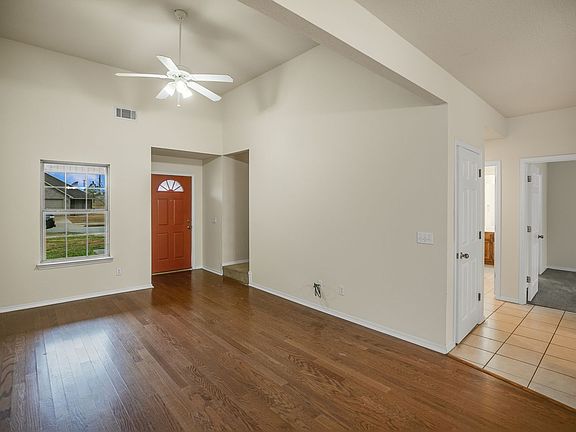 2nd image of 3606 Deerfield Blvd #2