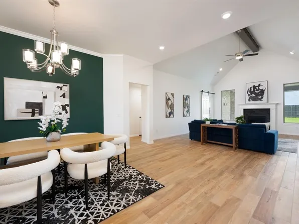 9128 NW 115th St, Yukon, OK 73099