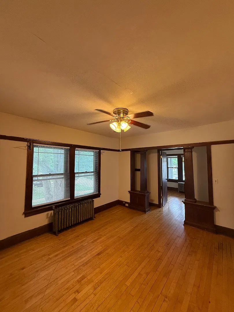 1233 Mound St - Unit 2 — Photo 3