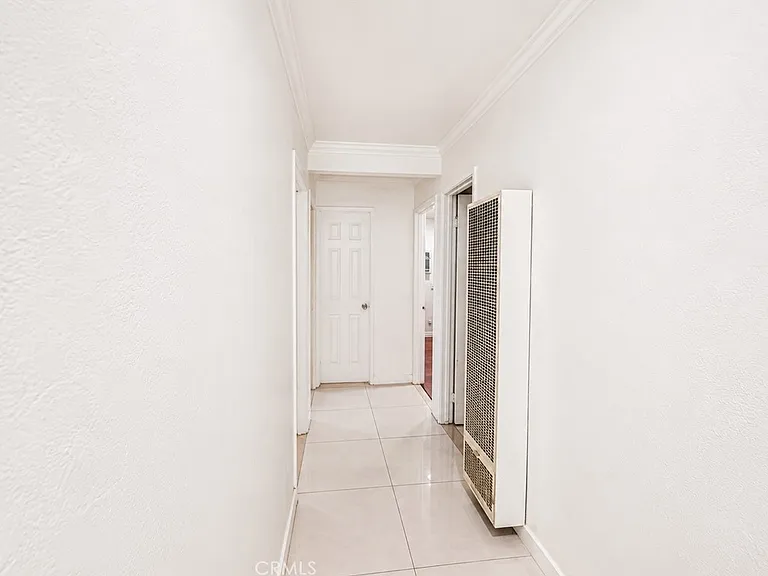 17402 Horst Ave — Photo 7