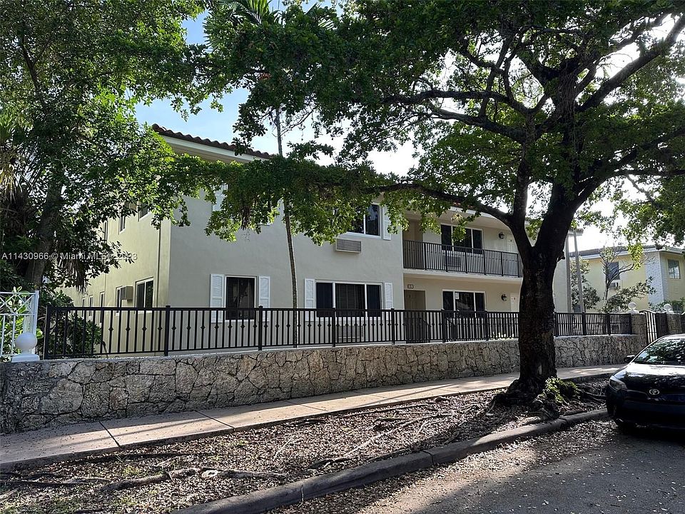 1st image of 35 Antilla Ave APT 4