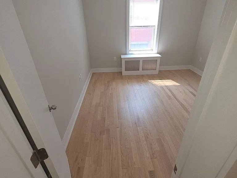 80 Palisade Ave — Photo 6